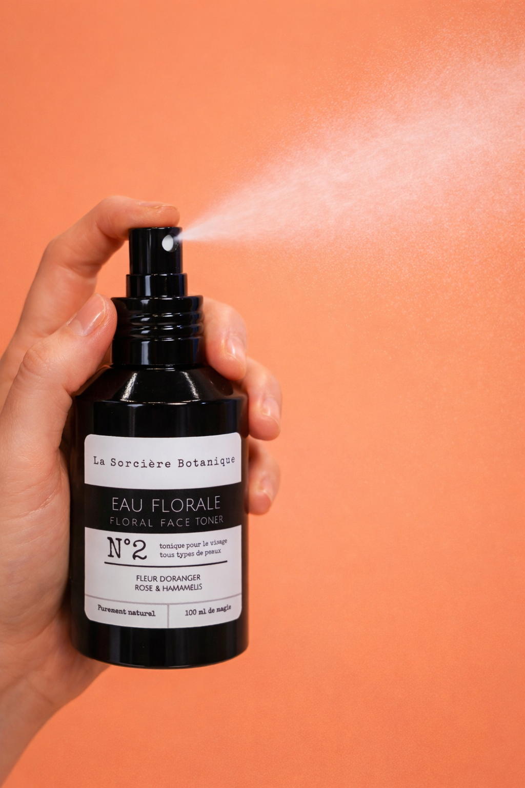 eau purifiante rafraichissante resserre les pores de peau 